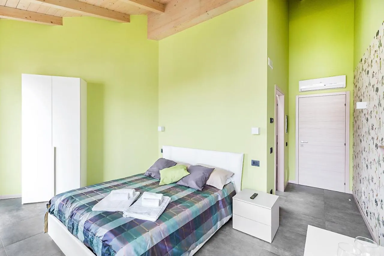 Bed and Breakfast Marylinda Desenzano del Garda Bed & Breakfast