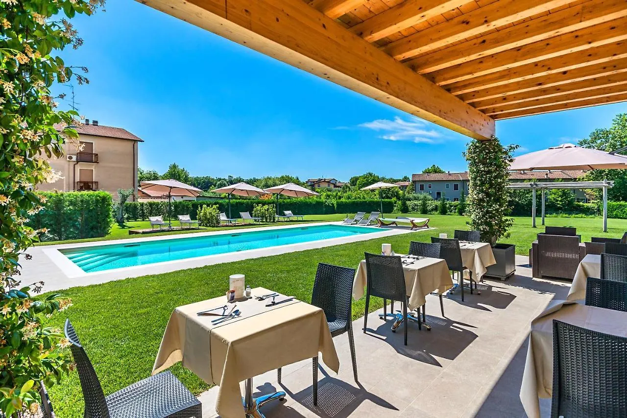 Bed and Breakfast Marylinda à Desenzano del Garda Couette-café